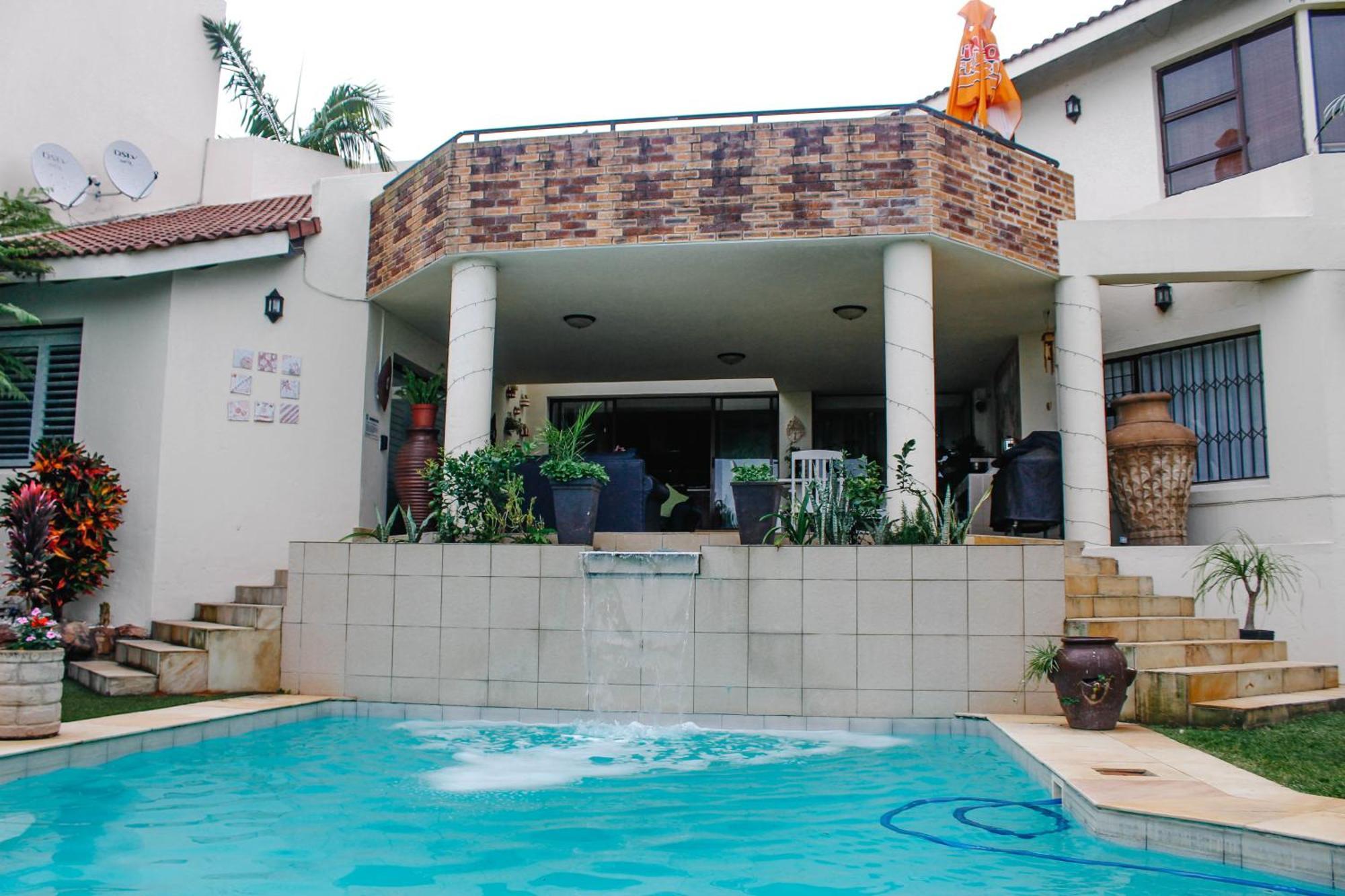 La Dolce Vita Umhlanga Guesthouse Durban Ngoại thất bức ảnh