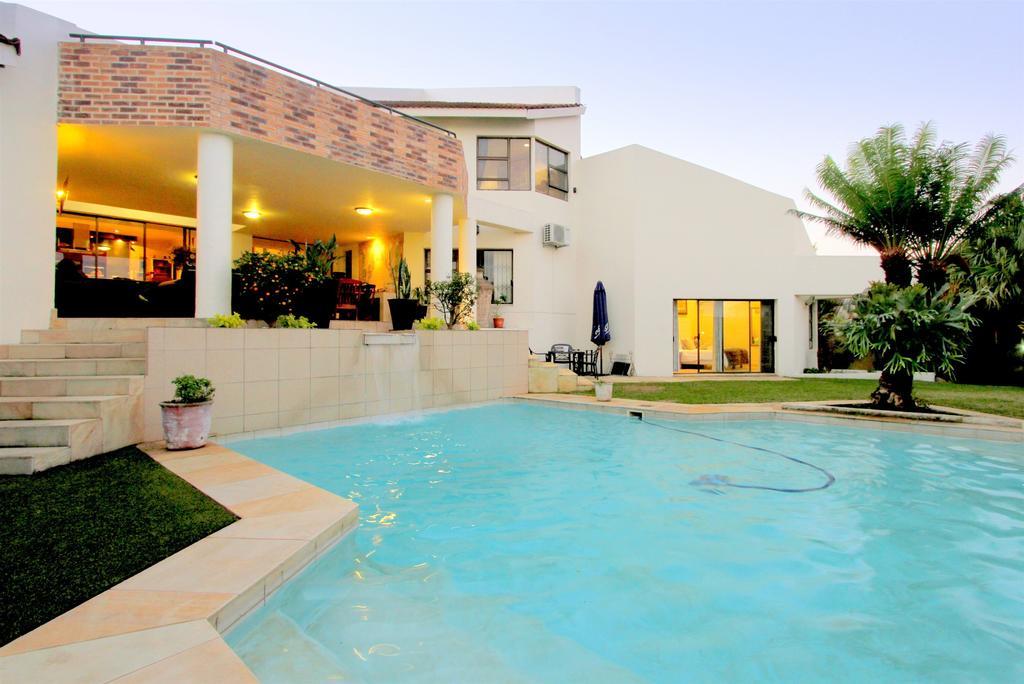 La Dolce Vita Umhlanga Guesthouse Durban Ngoại thất bức ảnh